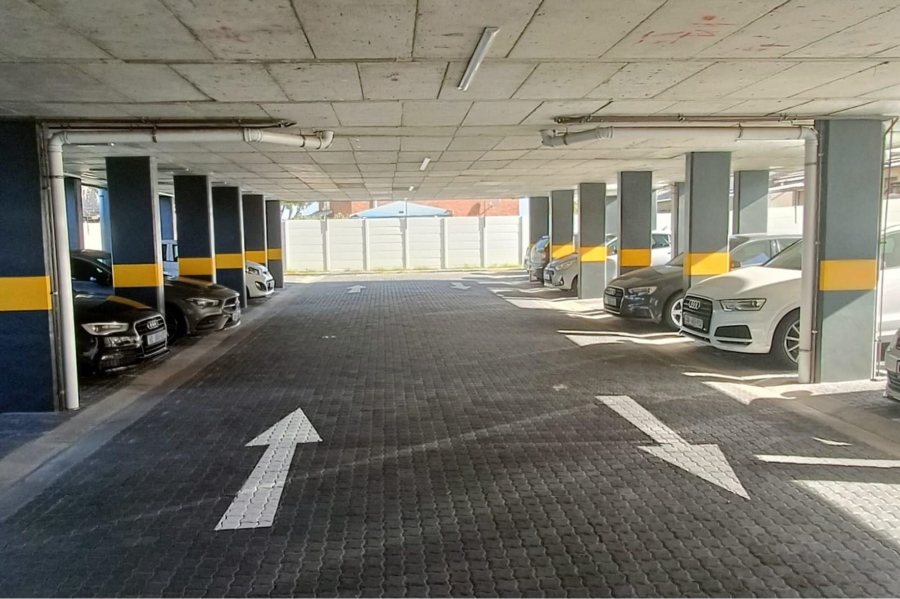 1 Bedroom Property for Sale in Table View Western Cape